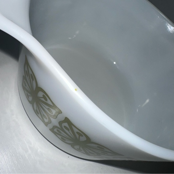 Vintage Pyrex Verde Square Flowers 1Qt Casserole Dish - Picture 5 of 10